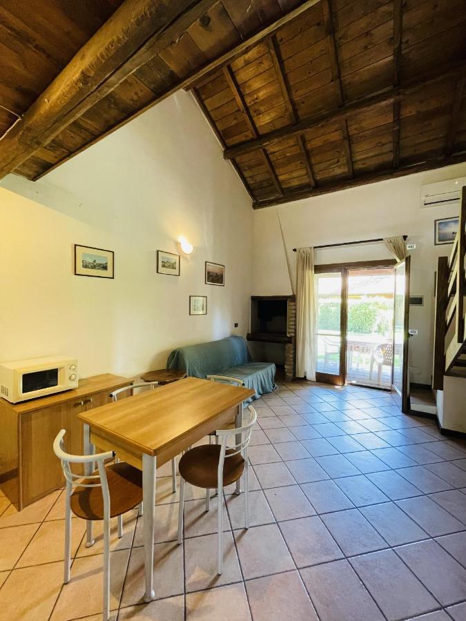 Borgo Del Nibbio Apartman Porto Levante Kültér fotó