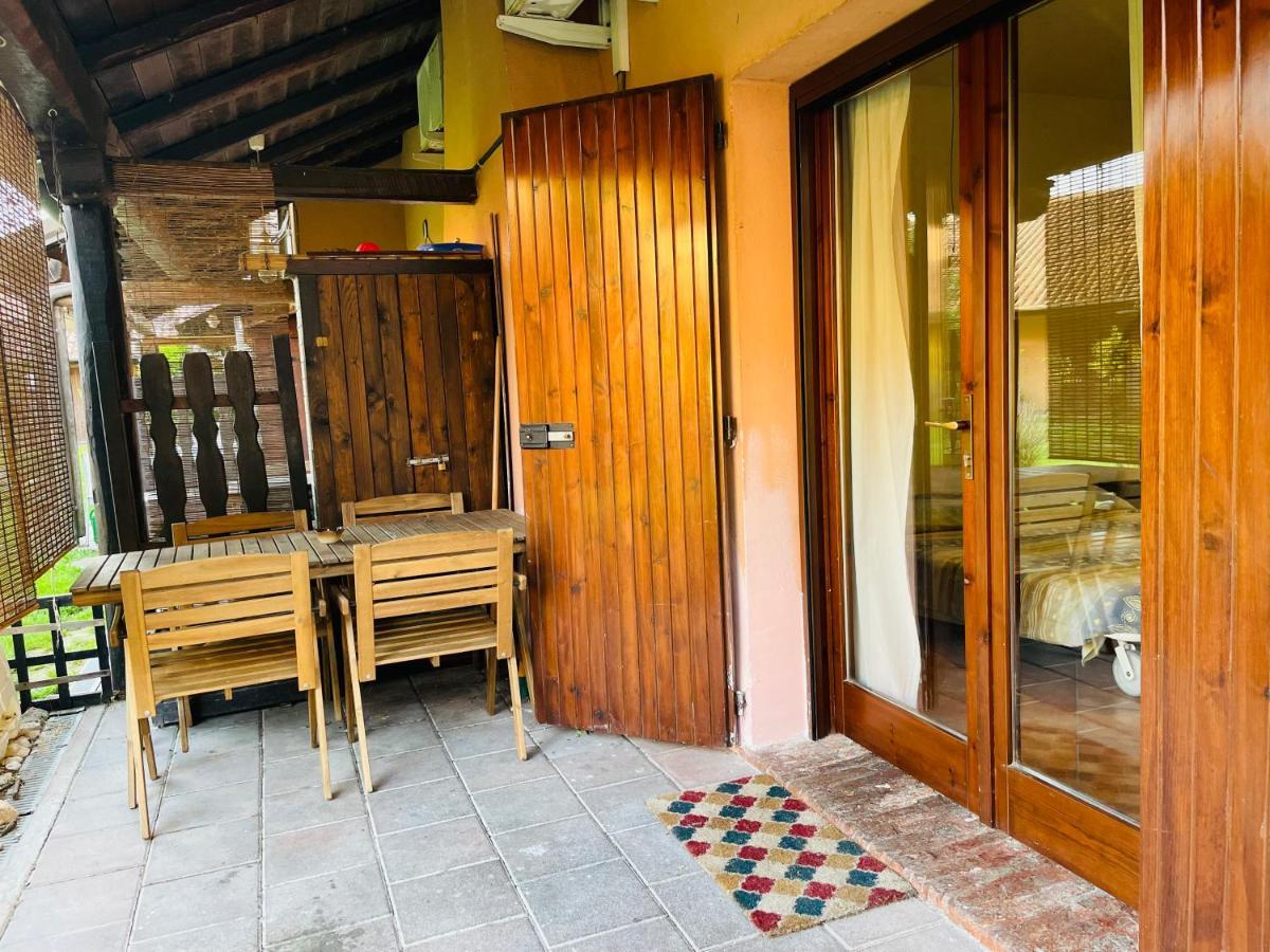 Borgo Del Nibbio Apartman Porto Levante Kültér fotó