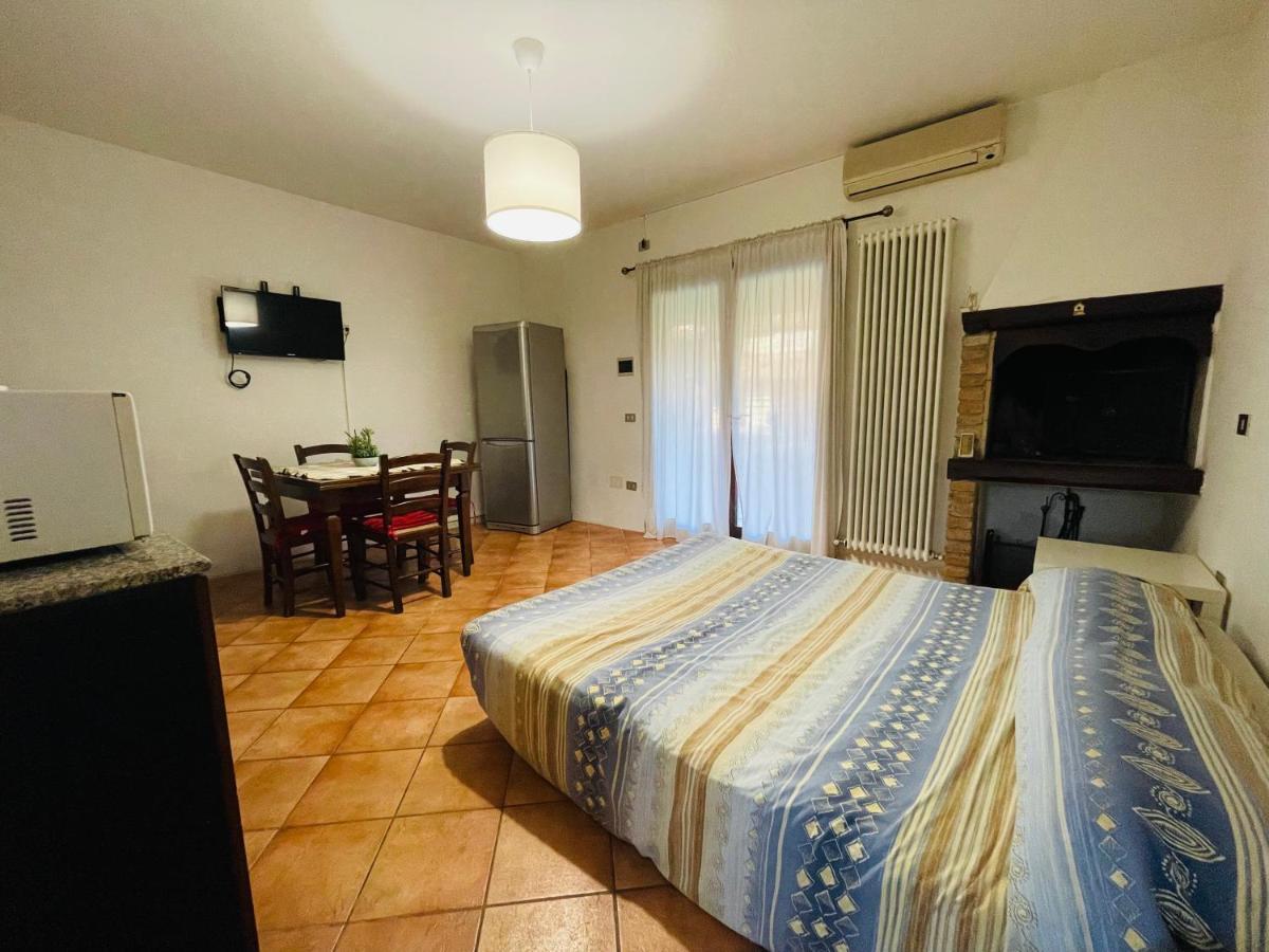 Borgo Del Nibbio Apartman Porto Levante Kültér fotó